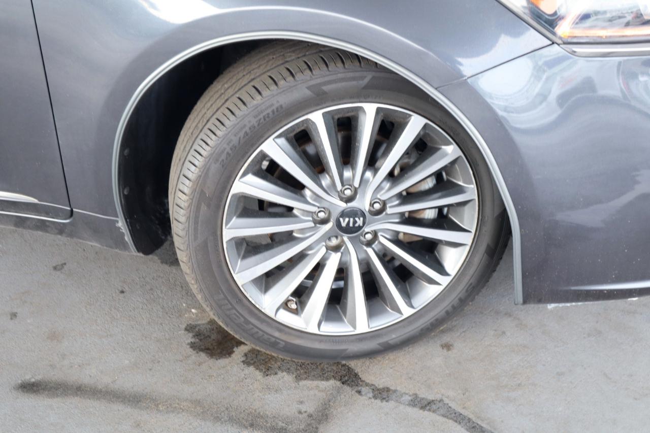 Kia Cadenza Premium 2017