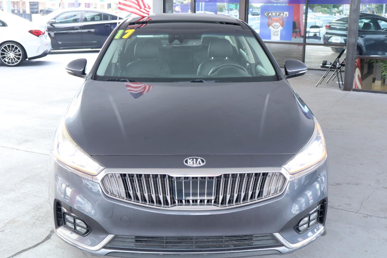 Kia Cadenza Premium 2017