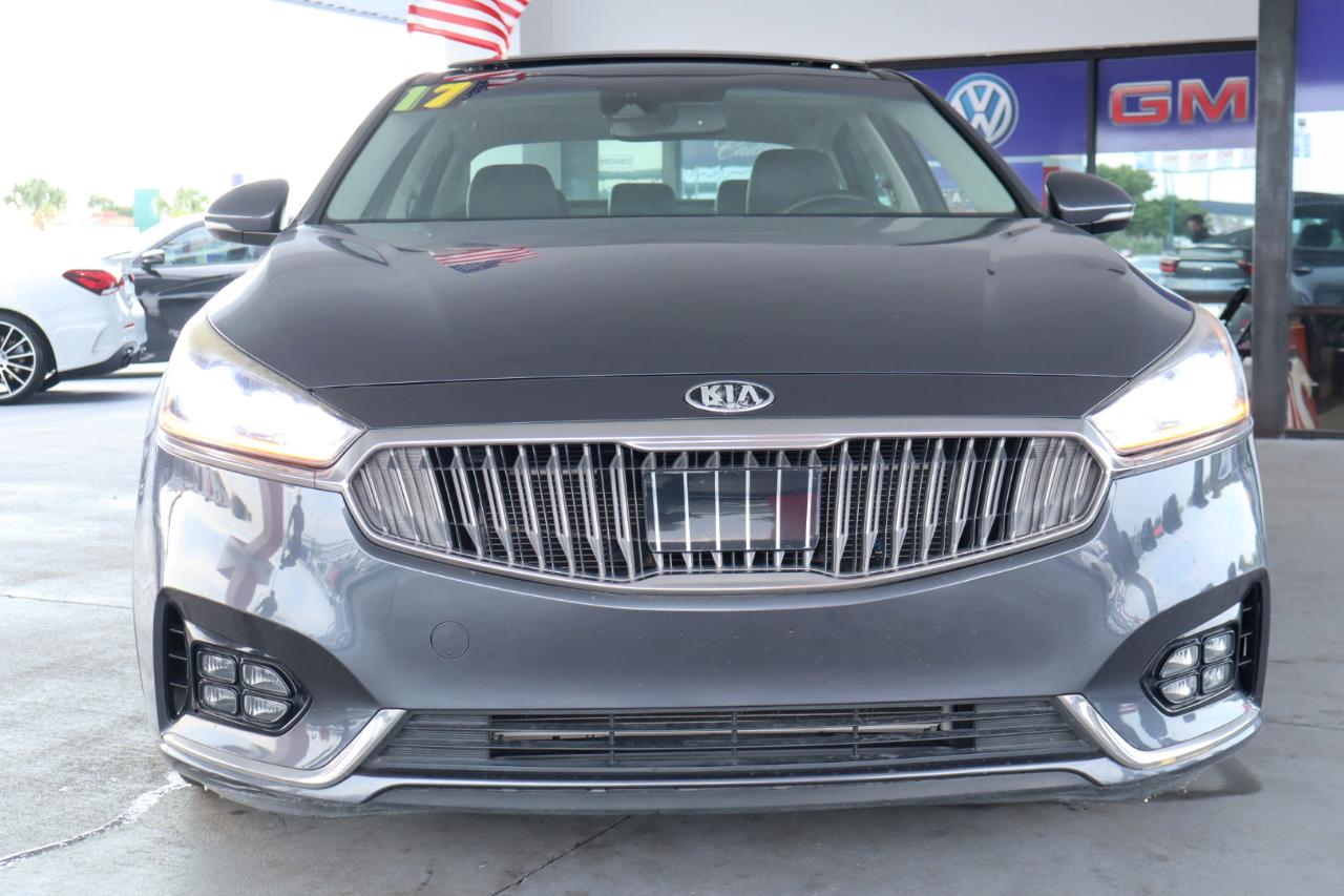 Kia Cadenza Premium 2017