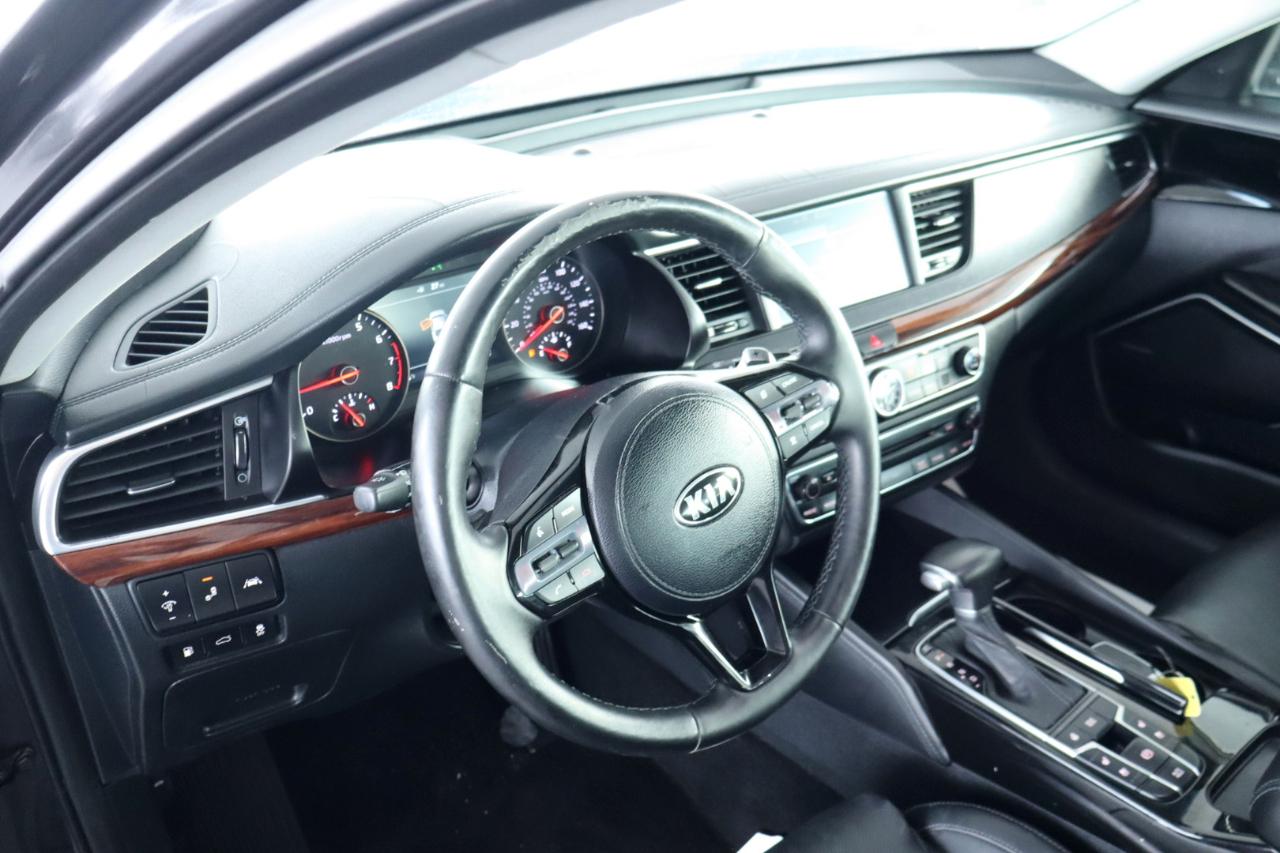 Kia Cadenza Premium 2017