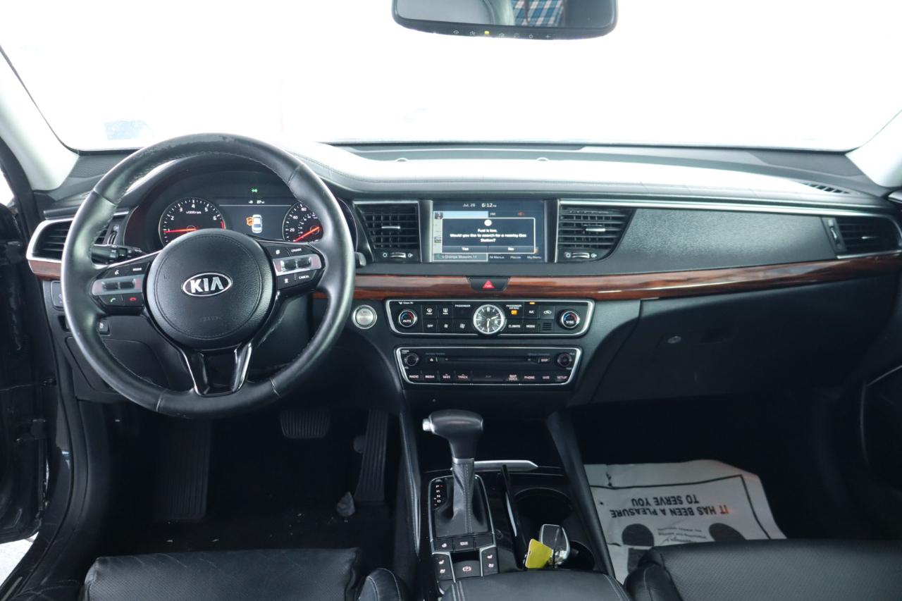 Kia Cadenza Premium 2017