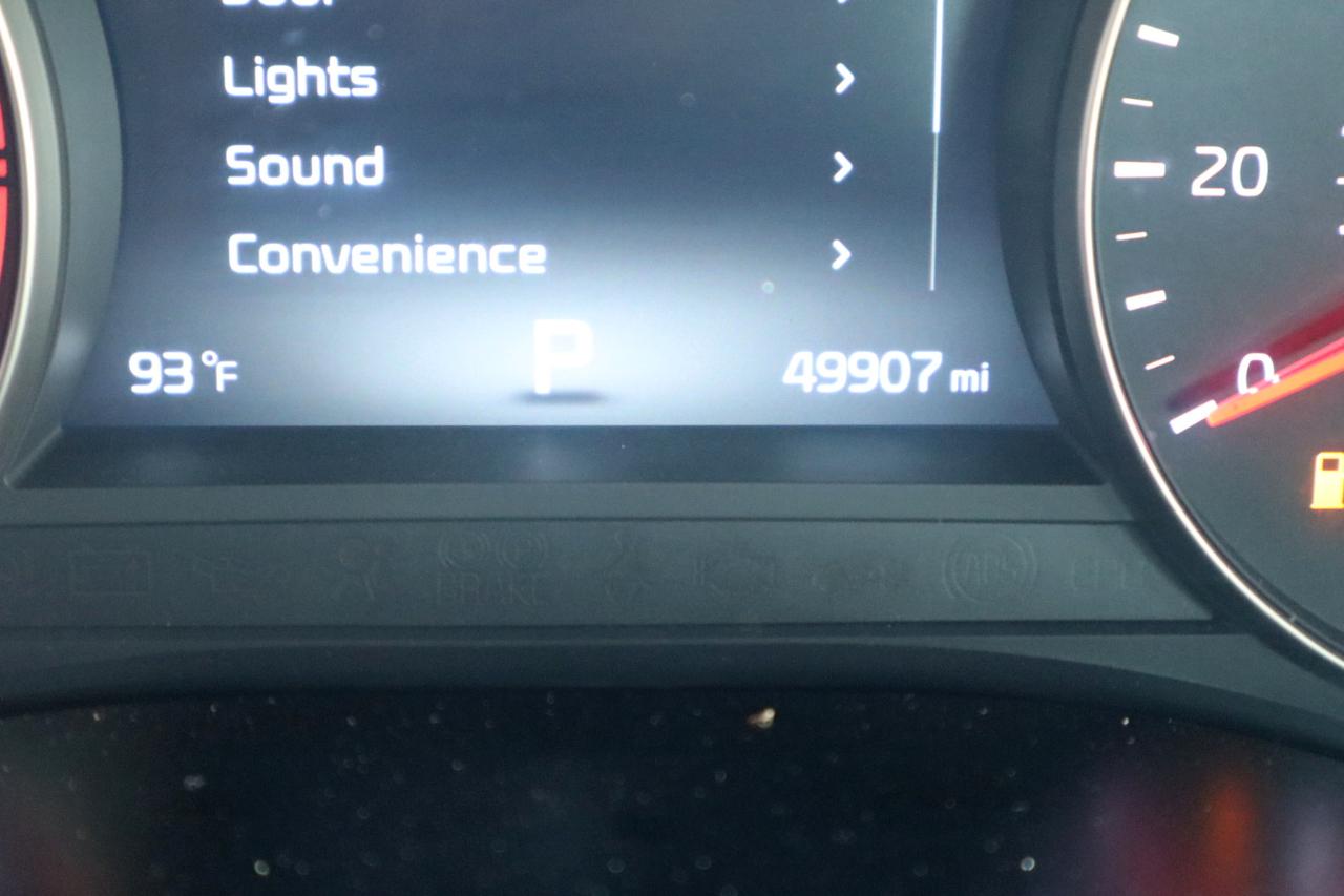 Kia Cadenza Premium 2017