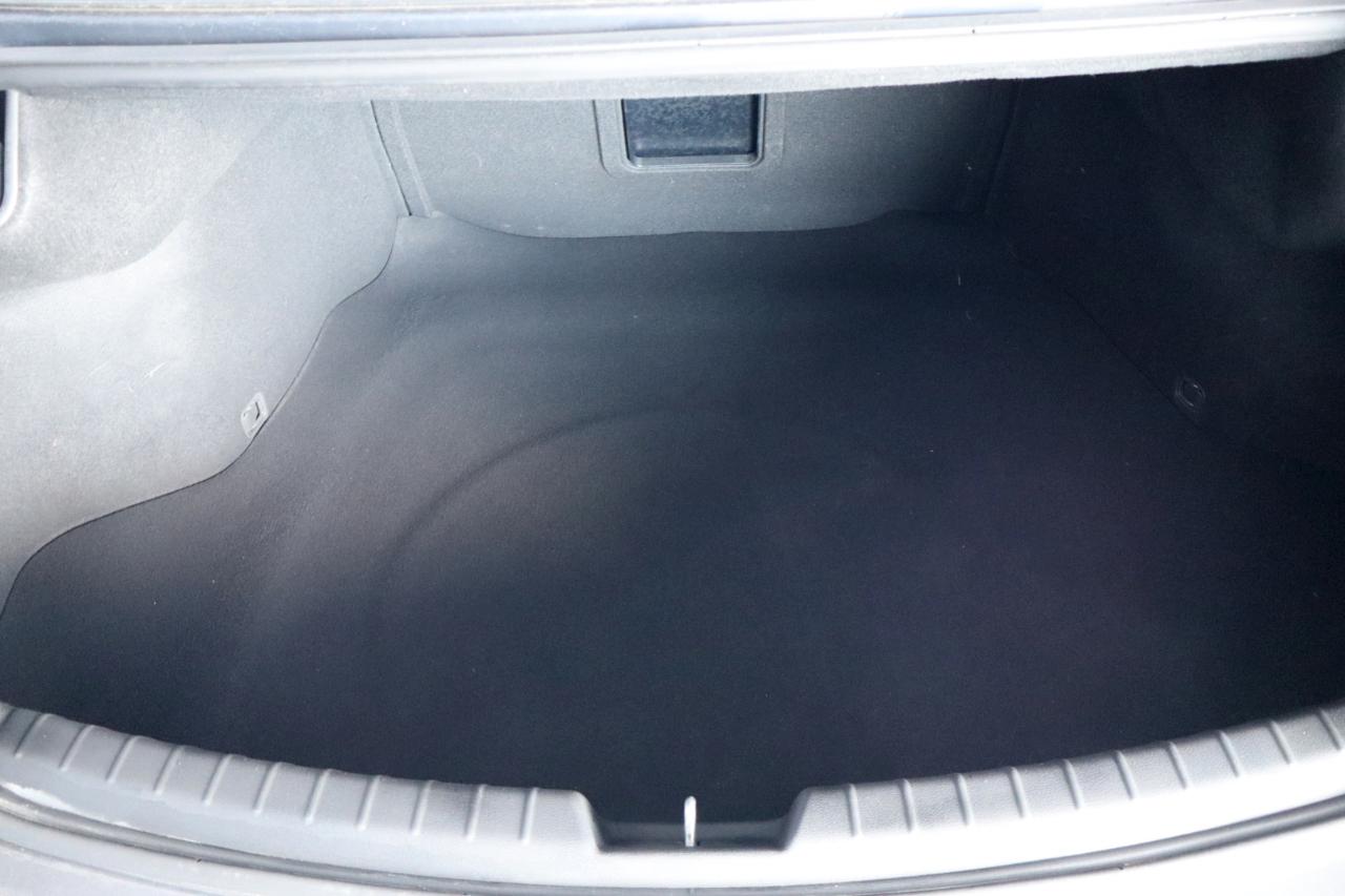 Kia Cadenza Premium 2017