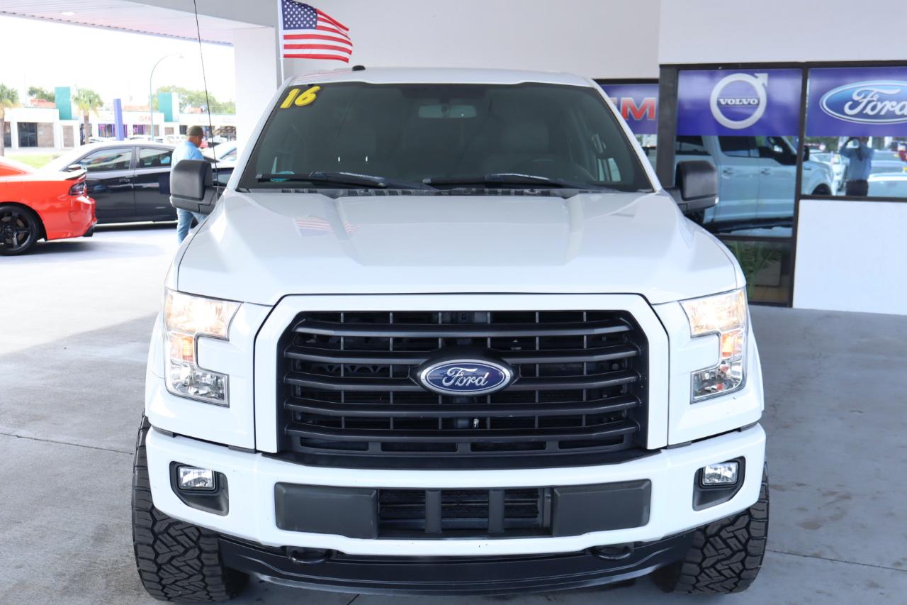 Ford F-150 4WD SuperCrew 139" XLT 2016