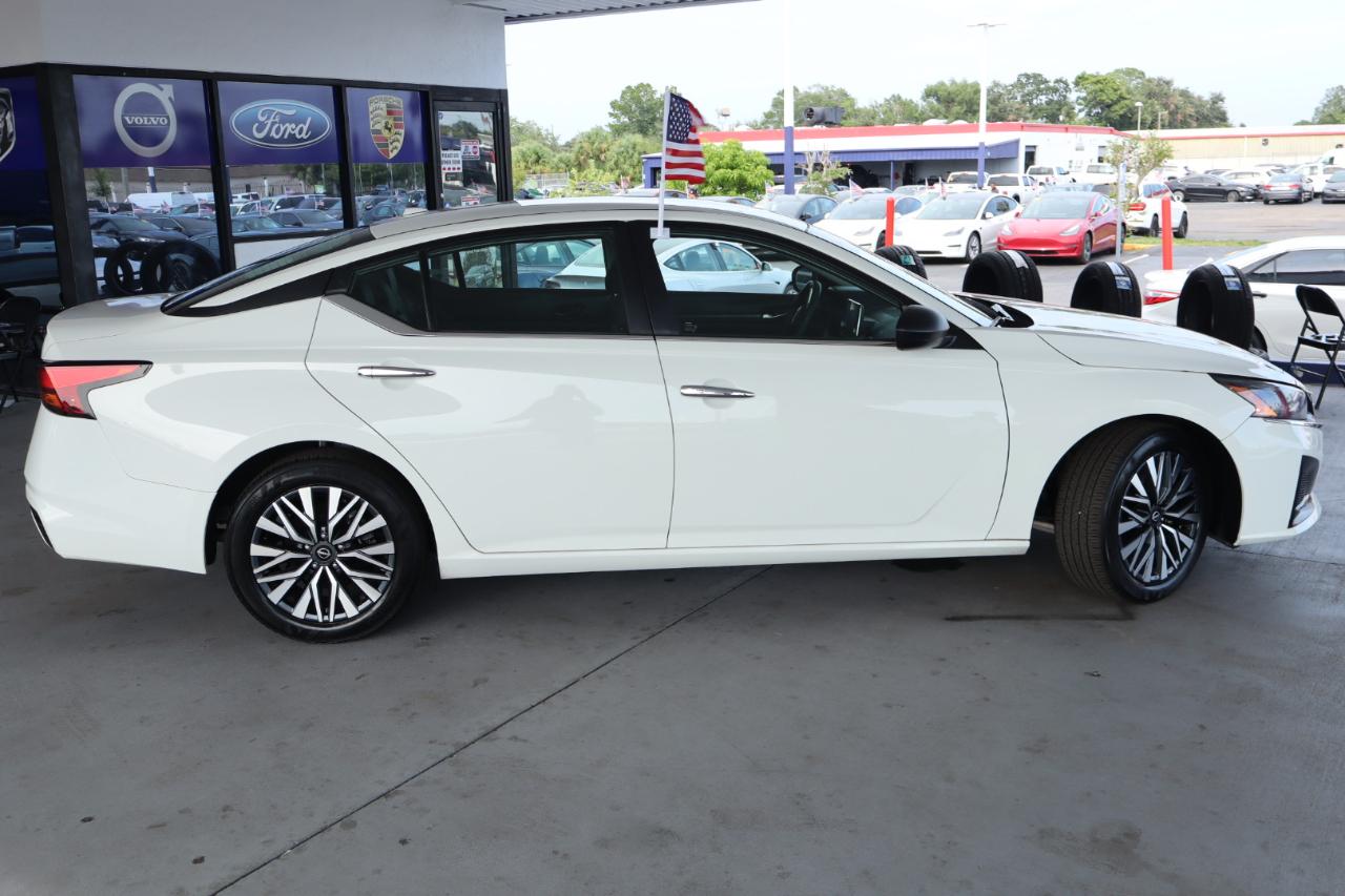 Nissan Altima SV FWD 2025