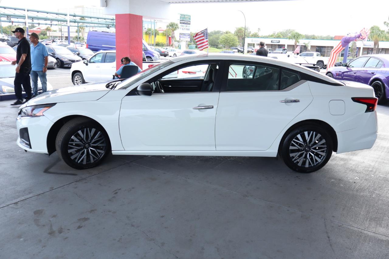 Nissan Altima SV FWD 2025