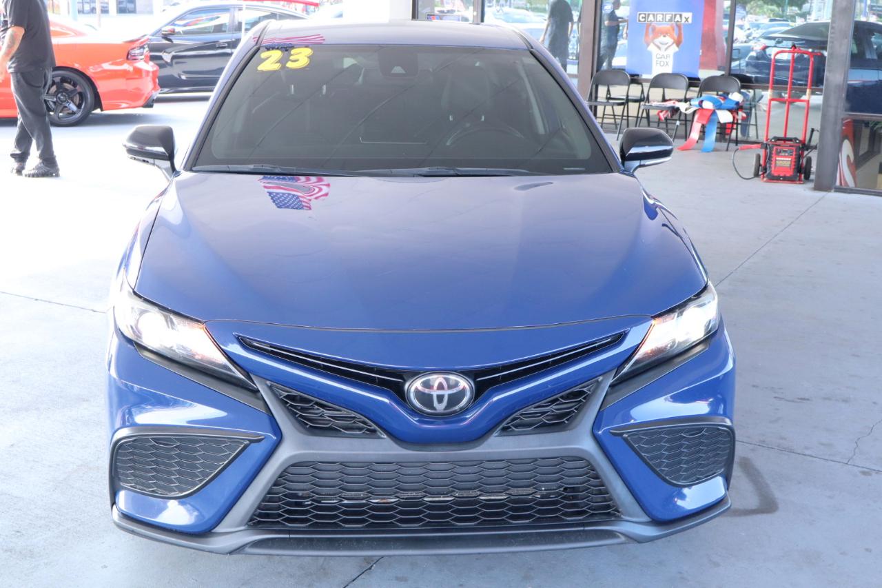 Toyota Camry SE Auto (Natl) 2023