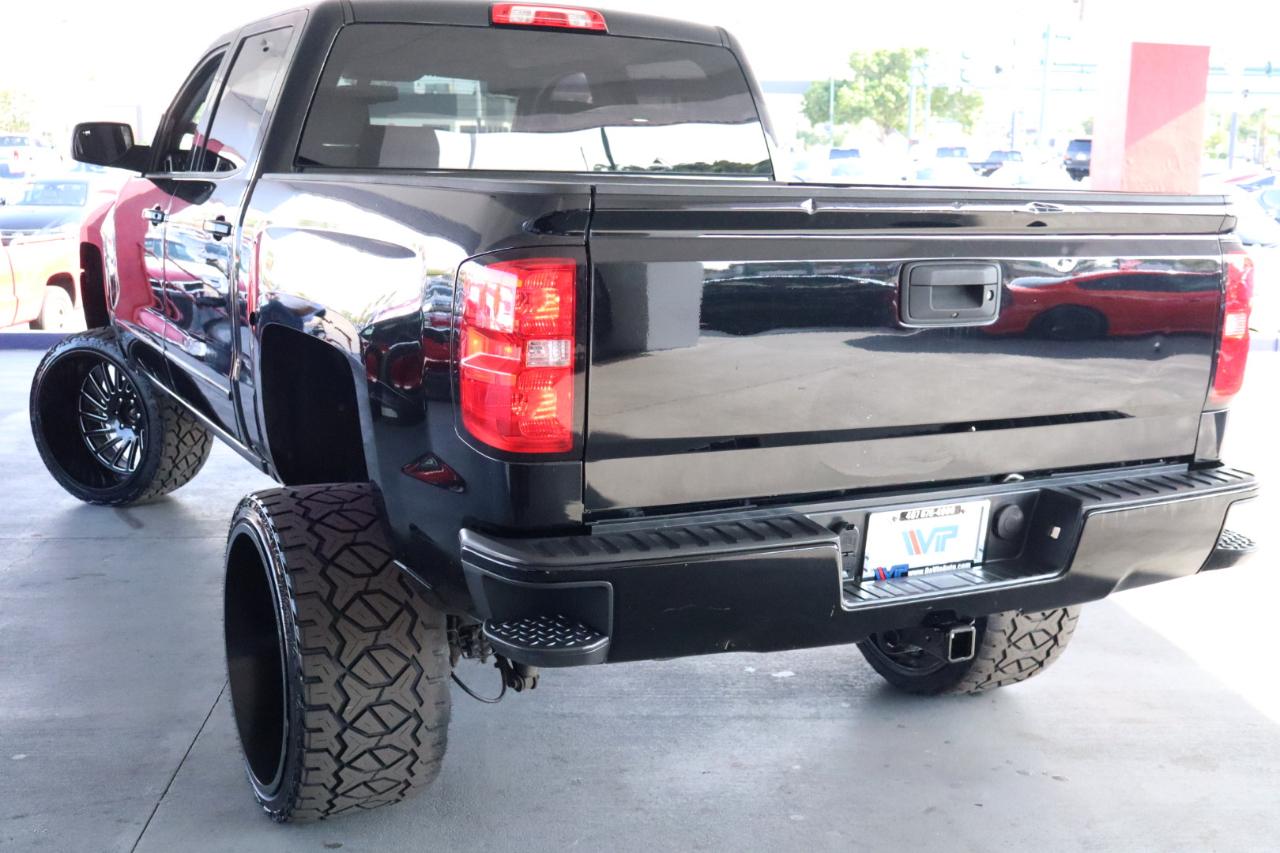 Chevrolet Silverado 1500 4WD Crew Cab 143.5" LT w/2LT 2017