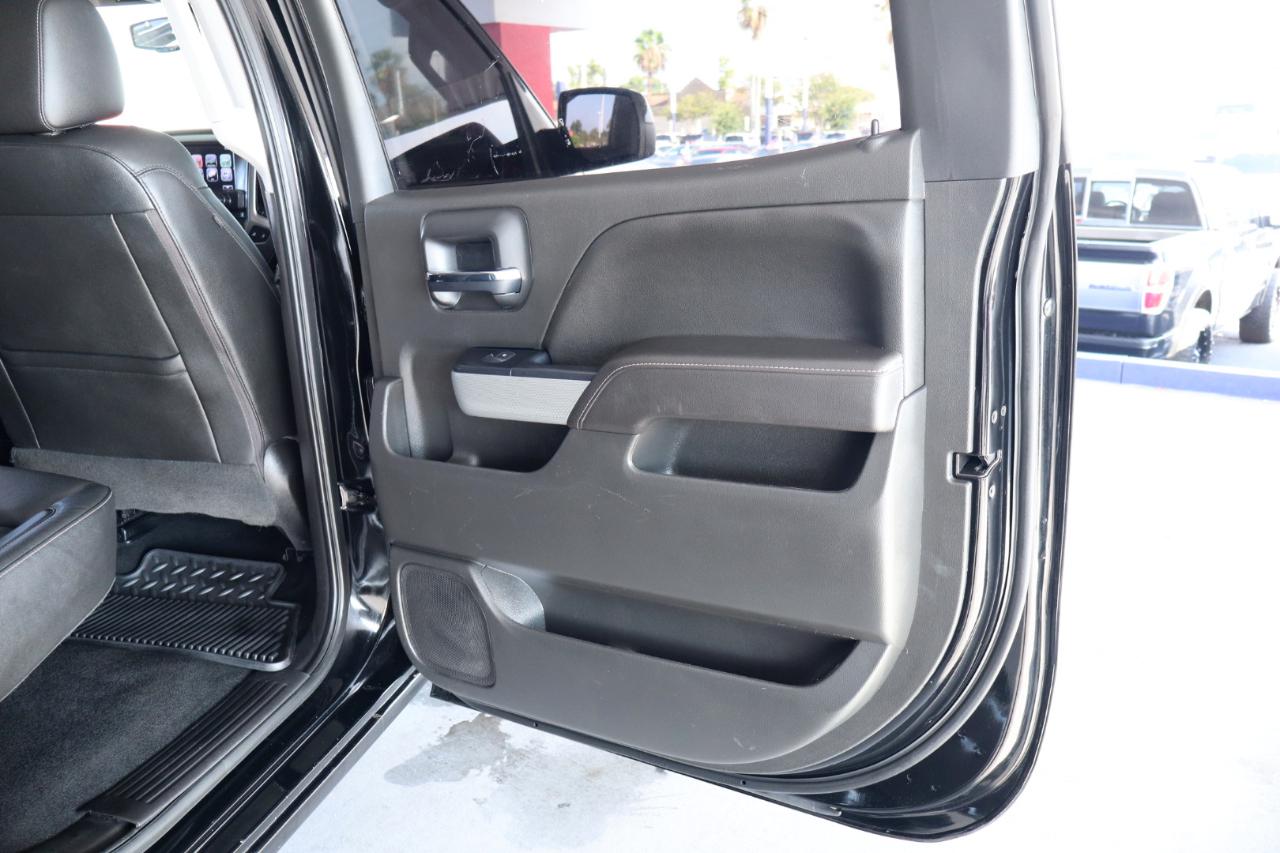 Chevrolet Silverado 1500 4WD Crew Cab 143.5" LT w/2LT 2017