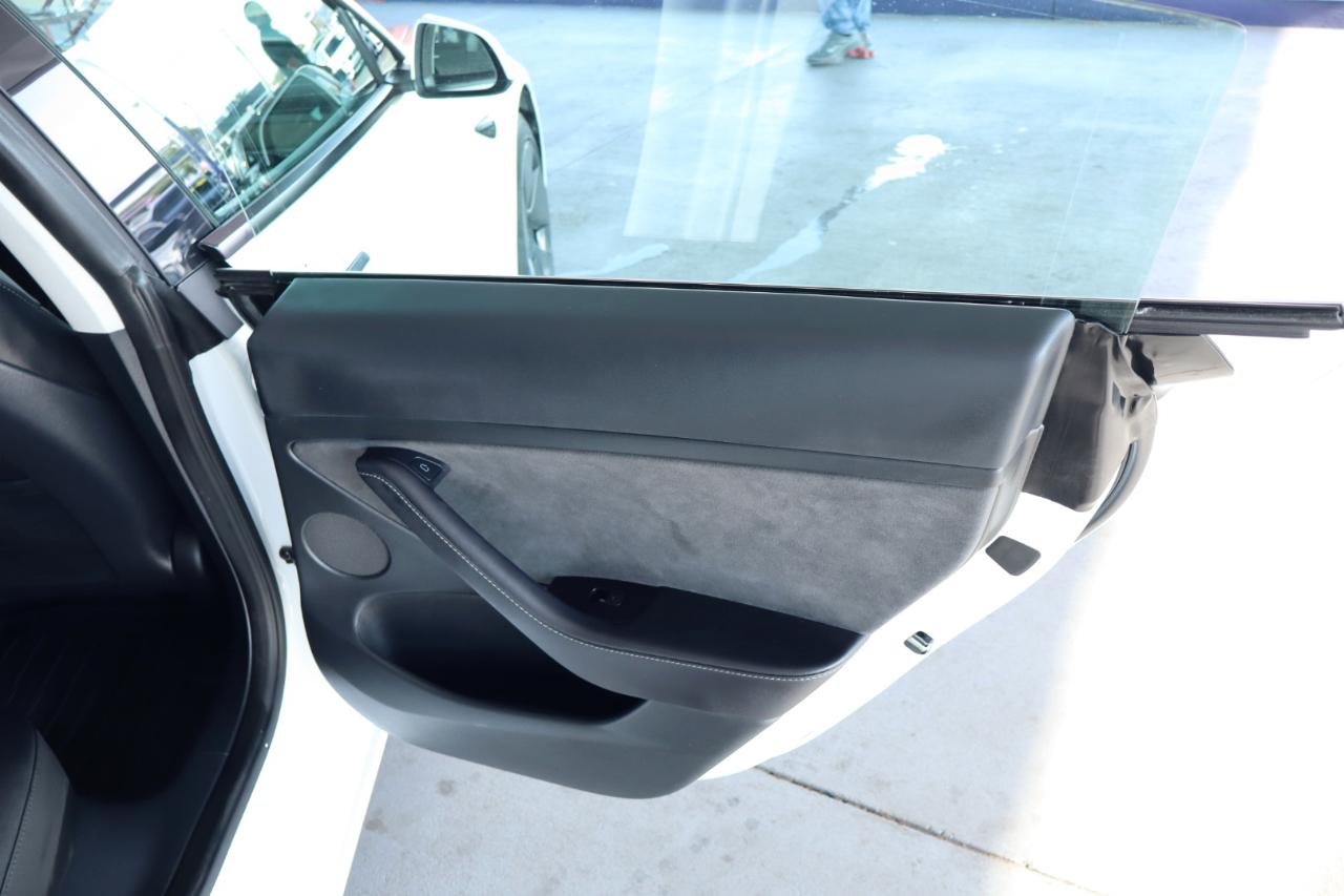 Tesla Model 3 RWD 2023