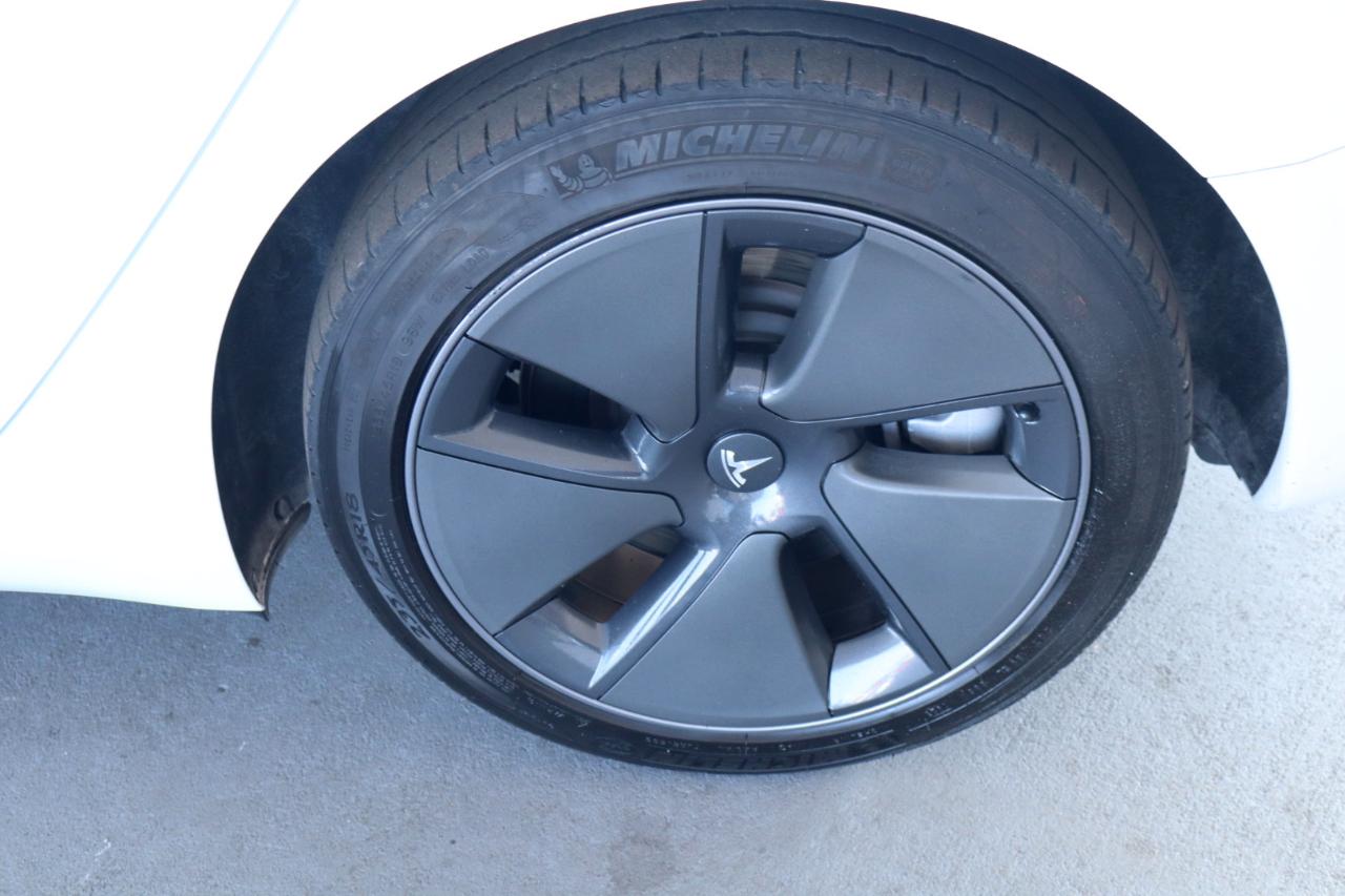 Tesla Model 3 RWD 2023