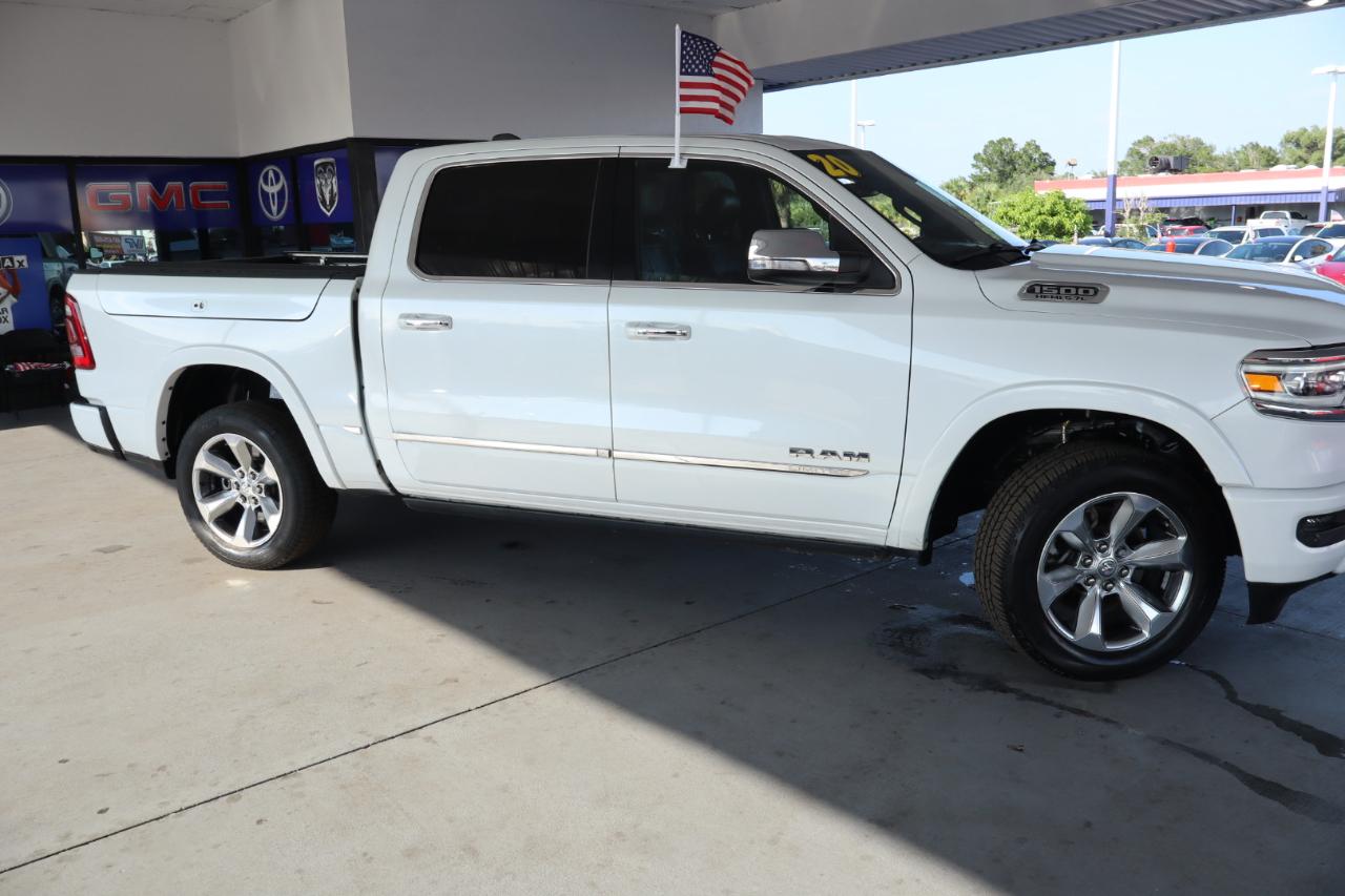 RAM 1500 Limited 4x2 Crew Cab 5'7" Box 2020