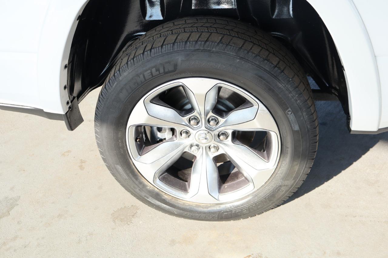 RAM 1500 Limited 4x2 Crew Cab 5'7" Box 2020