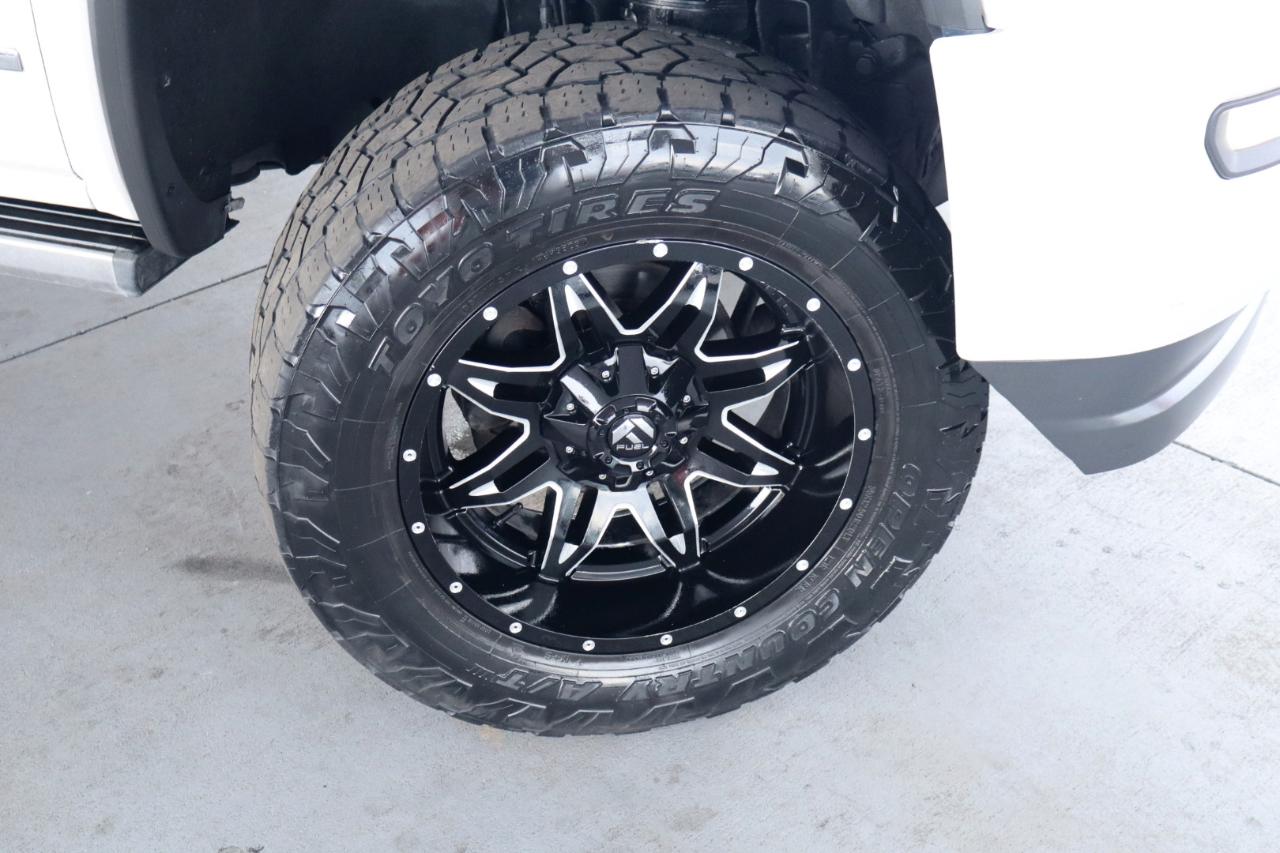 GMC Sierra 1500 4WD Crew Cab 143.5" Denali 2018
