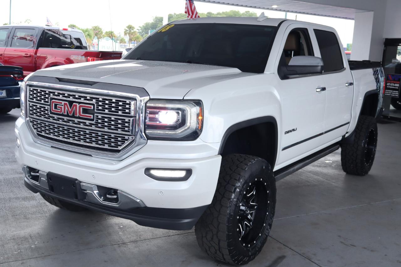 GMC Sierra 1500 4WD Crew Cab 143.5" Denali 2018