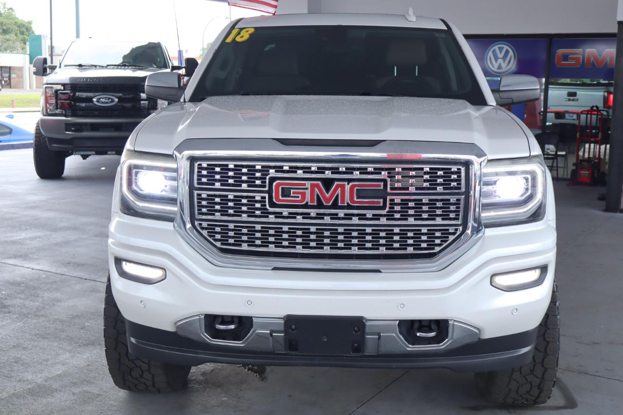 GMC Sierra 1500 4WD Crew Cab 143.5" Denali 2018