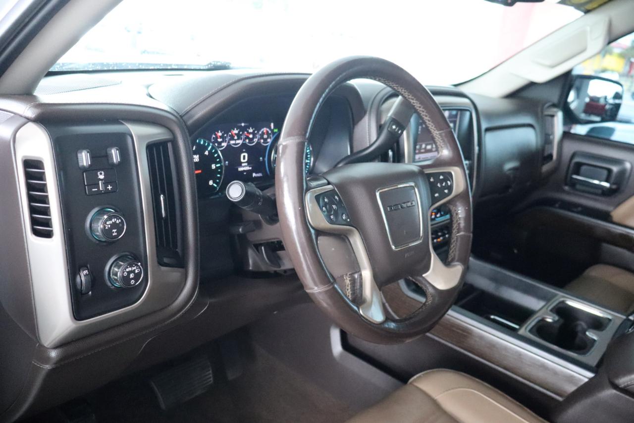 GMC Sierra 1500 4WD Crew Cab 143.5" Denali 2018