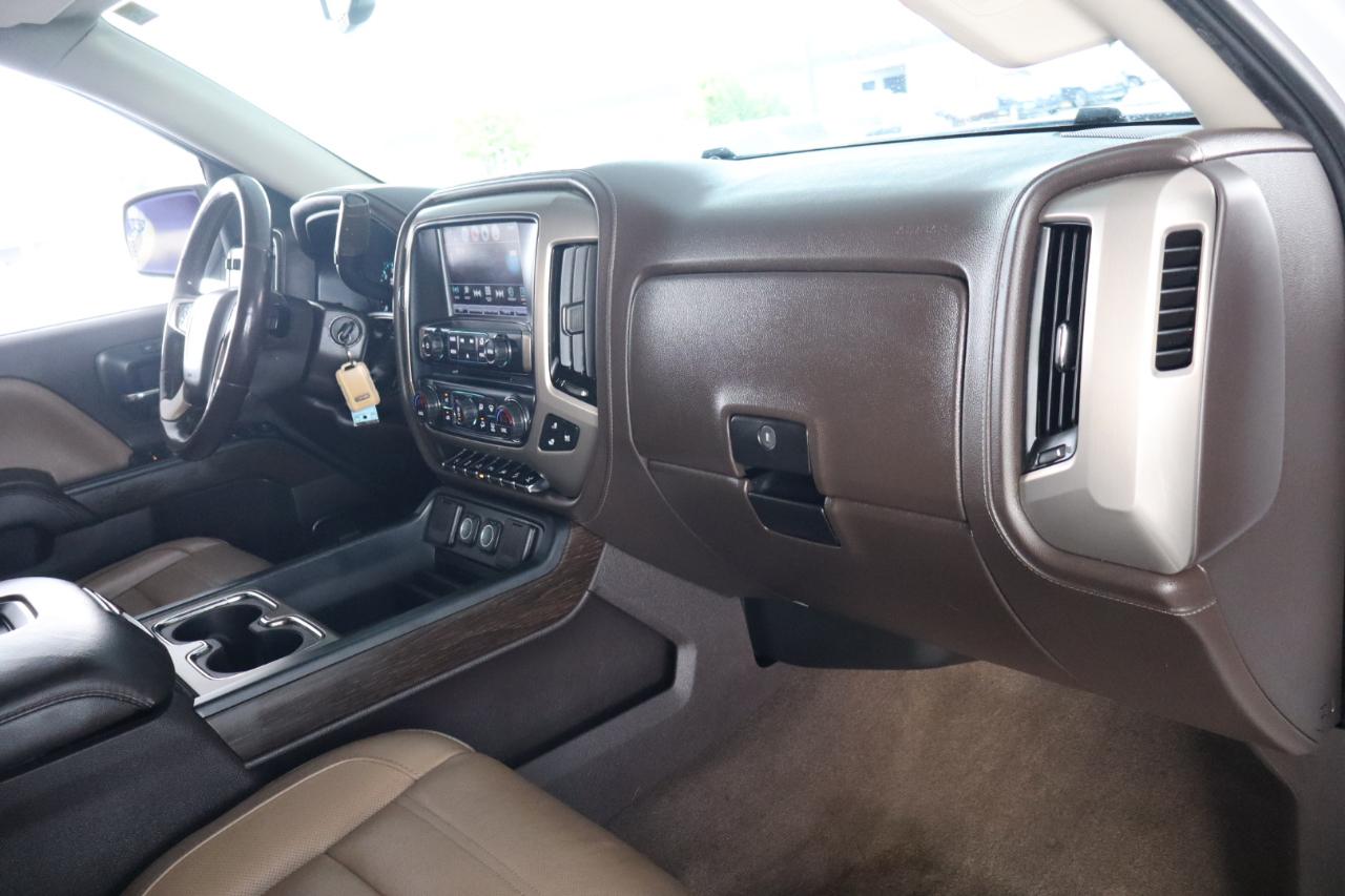 GMC Sierra 1500 4WD Crew Cab 143.5" Denali 2018