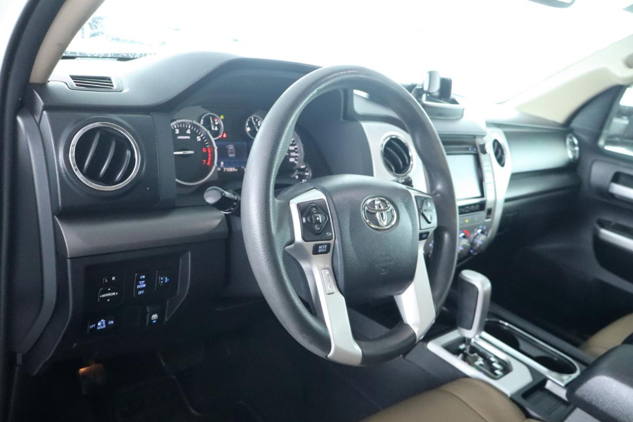 Toyota Tundra 4WD Truck CrewMax 5.7L FFV V8 6-Spd AT SR5 (Natl) 2015