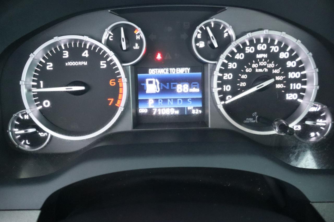 Toyota Tundra 4WD Truck CrewMax 5.7L FFV V8 6-Spd AT SR5 (Natl) 2015