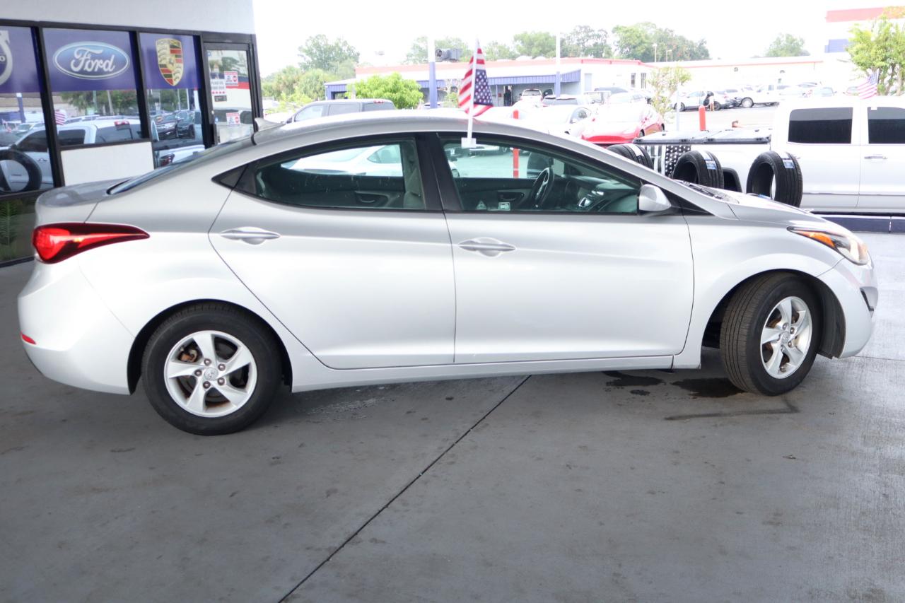 Hyundai Elantra 4dr Sdn Auto SE (Ulsan Plant) 2015