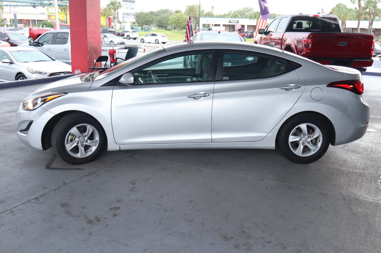 Hyundai Elantra 4dr Sdn Auto SE (Ulsan Plant) 2015