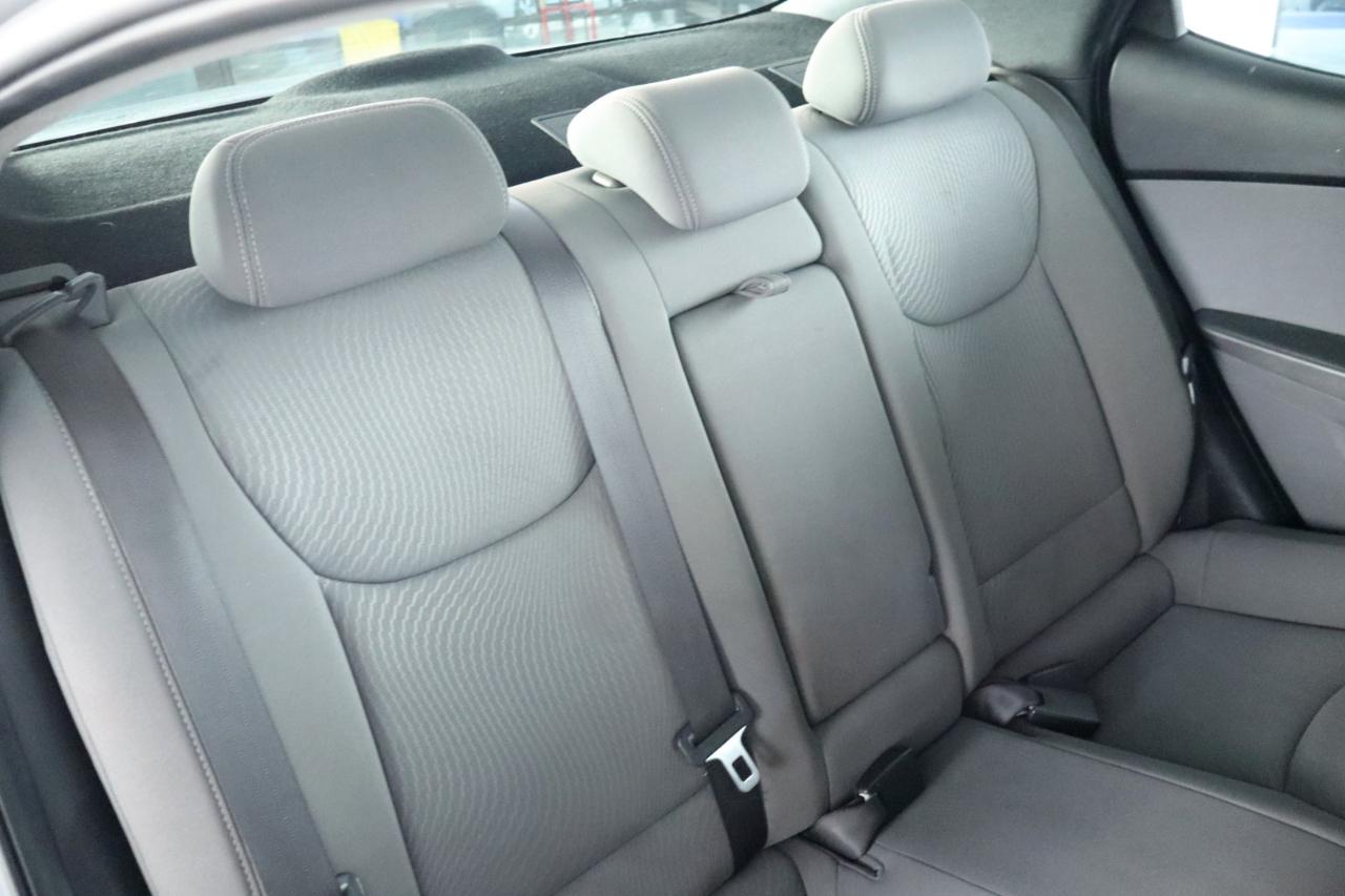 Hyundai Elantra 4dr Sdn Auto SE (Ulsan Plant) 2015