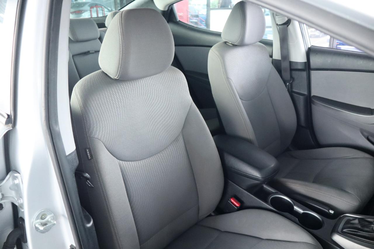 Hyundai Elantra 4dr Sdn Auto SE (Ulsan Plant) 2015