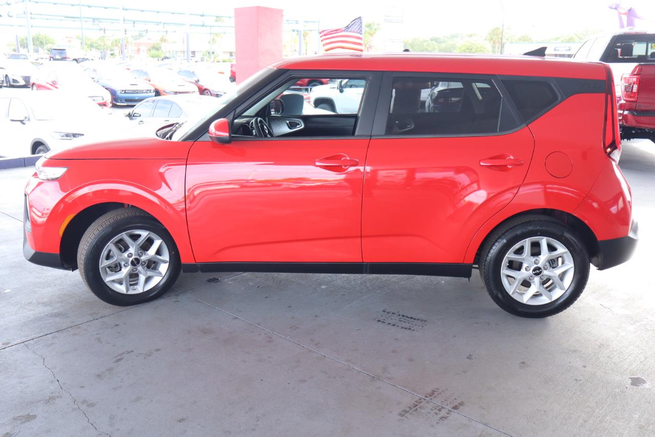 Kia Soul LX IVT 2022