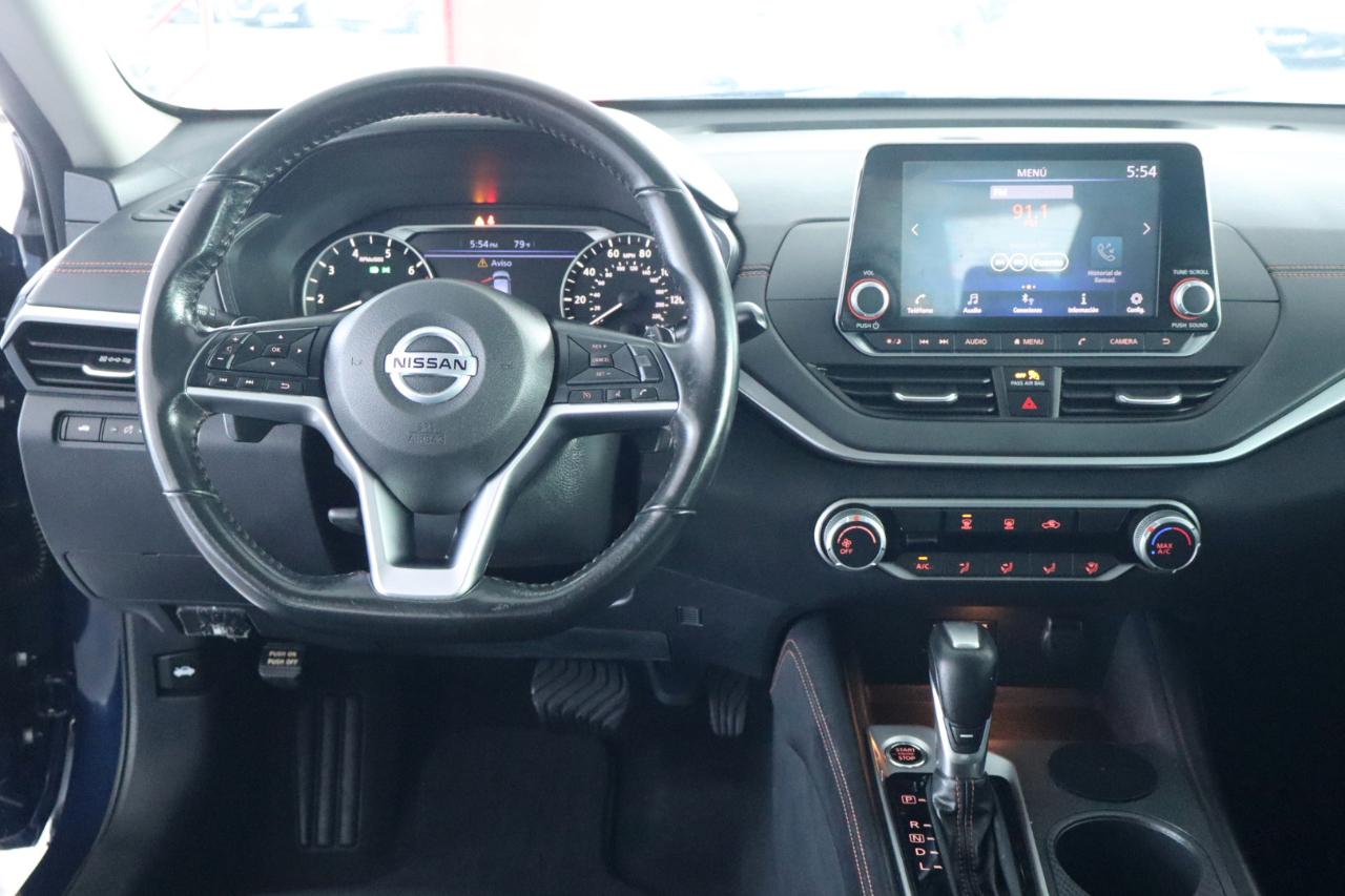 Nissan Altima 2.5 SR Sedan 2022