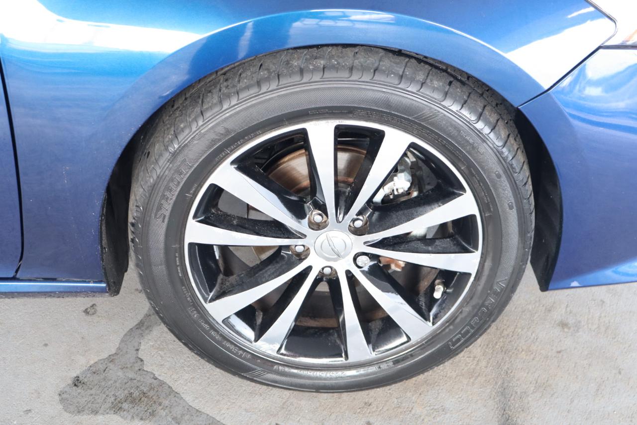 Nissan Altima 2.5 SR Sedan 2022