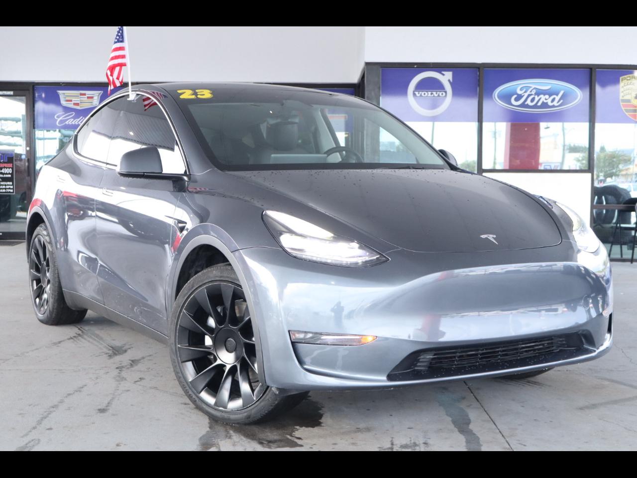 Tesla Model Y Long Range AWD 2023