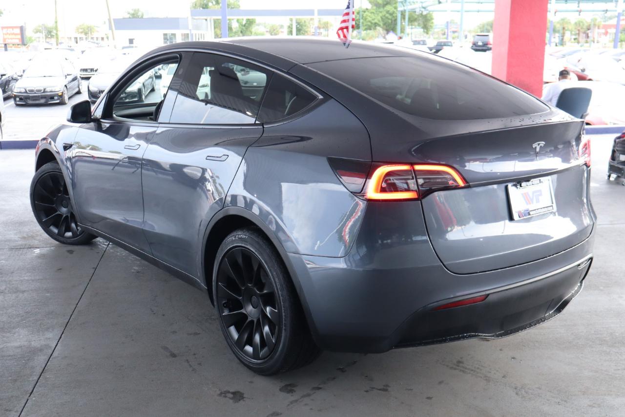 Tesla Model Y Long Range AWD 2023