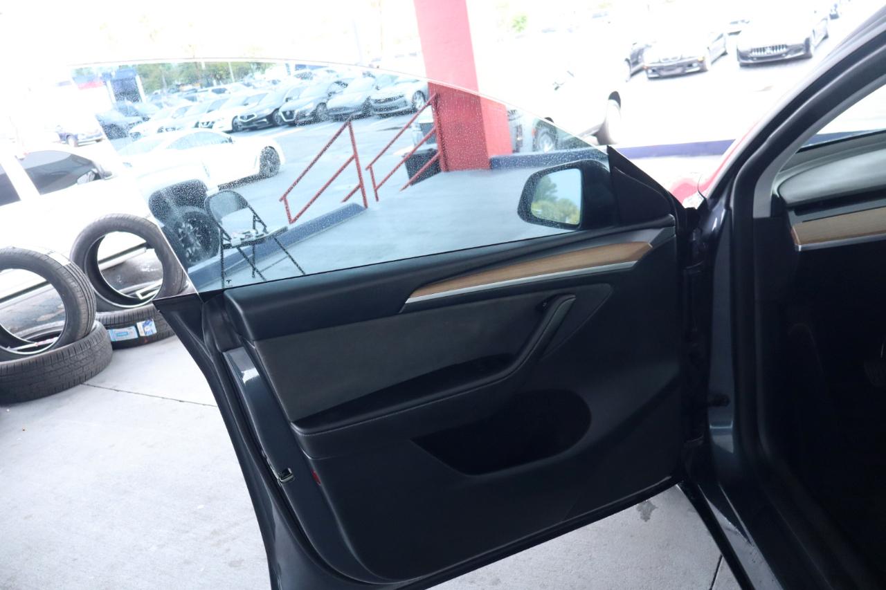 Tesla Model Y Long Range AWD 2023