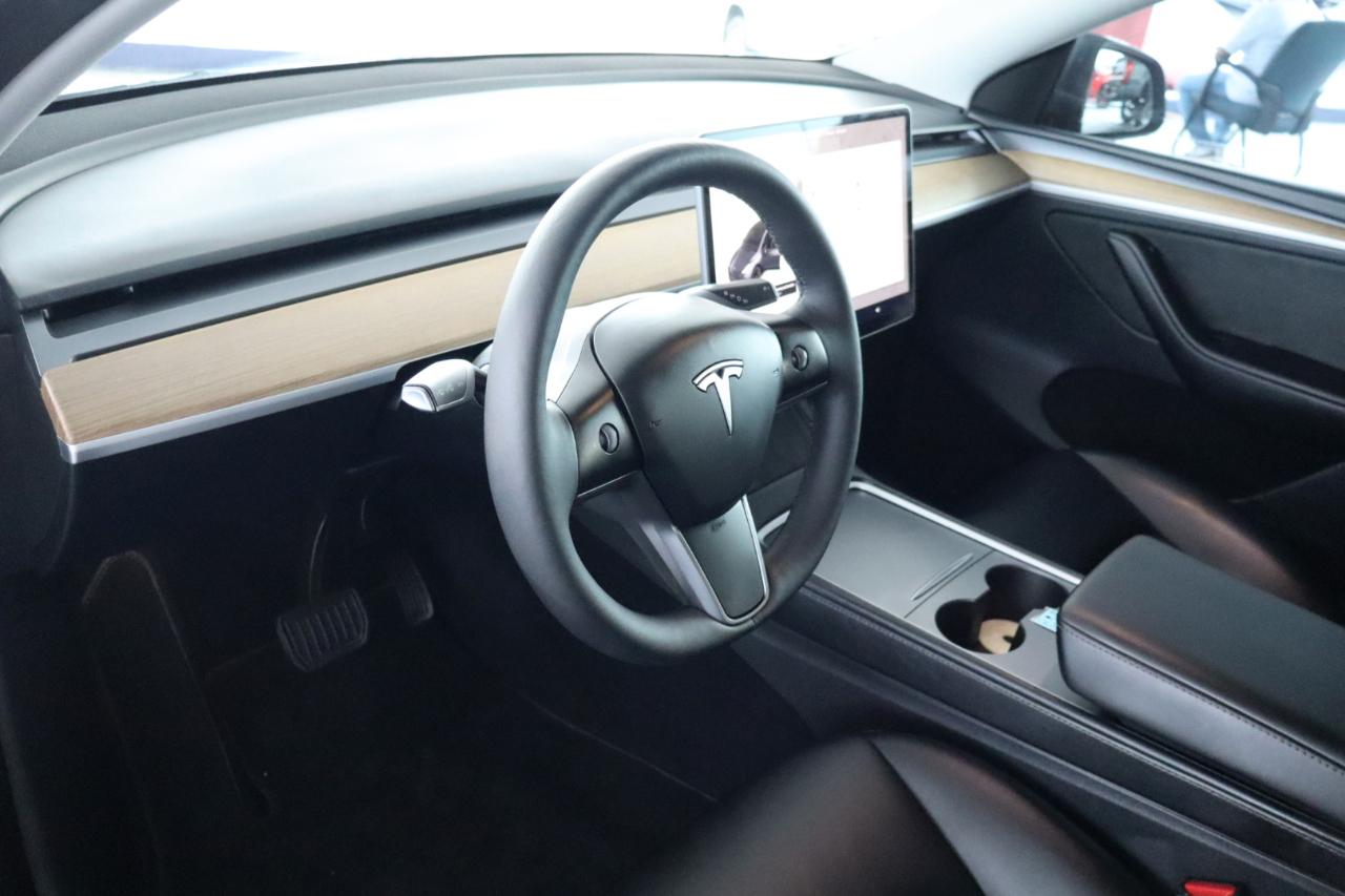 Tesla Model Y Long Range AWD 2023