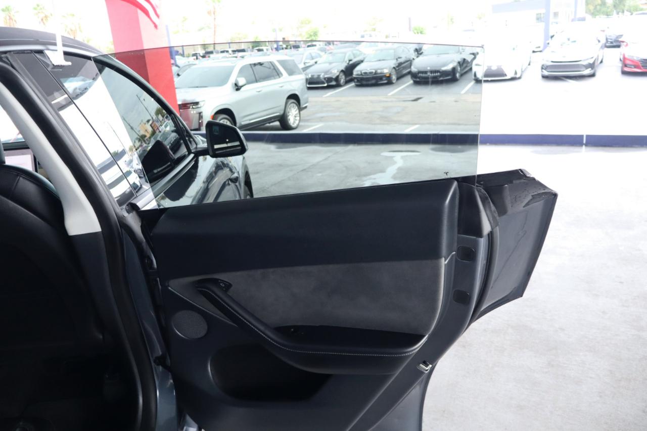 Tesla Model Y Long Range AWD 2023