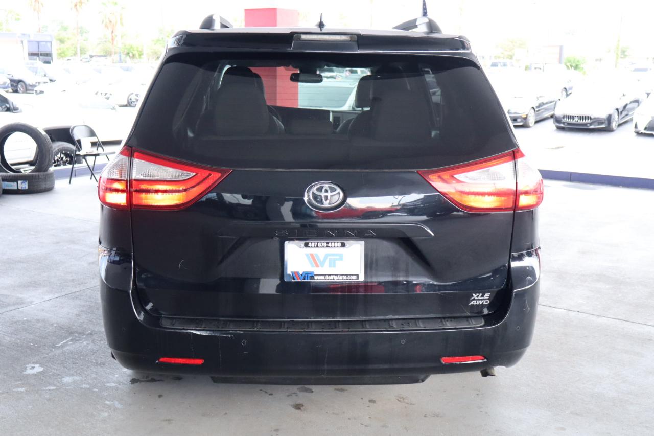 Toyota Sienna Limited Premium AWD 7-Passenger (Natl) 2018