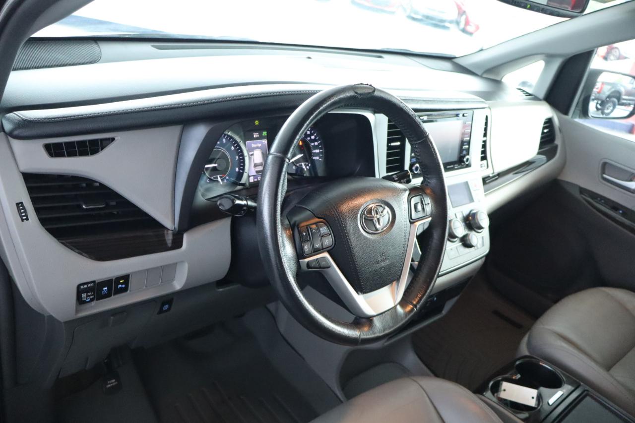 Toyota Sienna Limited Premium AWD 7-Passenger (Natl) 2018