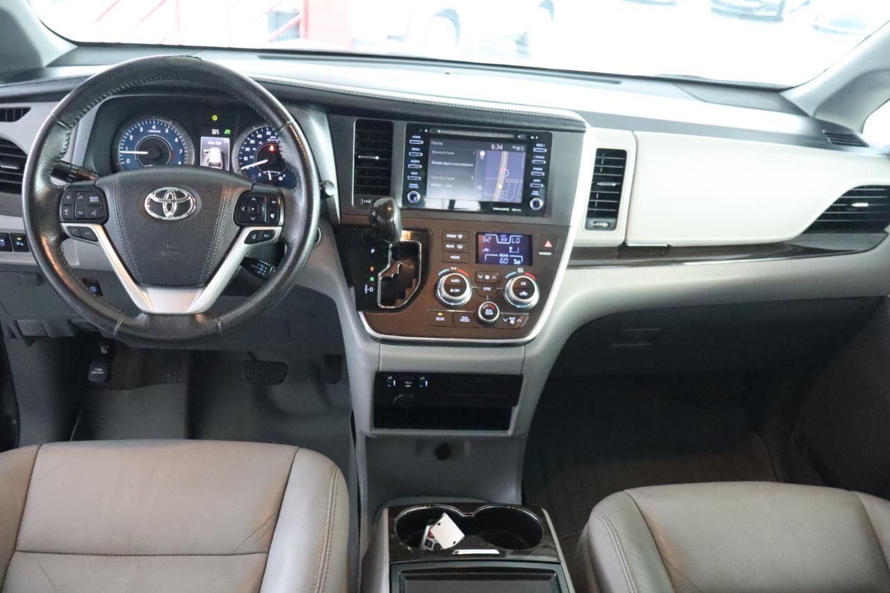 Toyota Sienna Limited Premium AWD 7-Passenger (Natl) 2018
