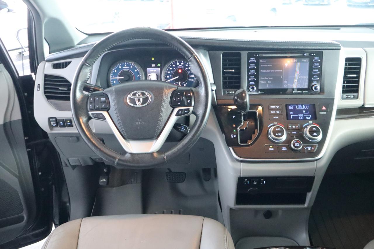 Toyota Sienna Limited Premium AWD 7-Passenger (Natl) 2018