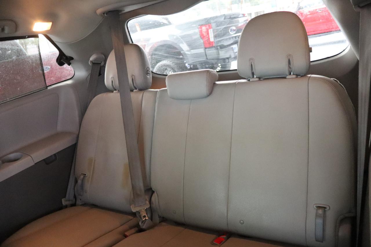 Toyota Sienna Limited Premium AWD 7-Passenger (Natl) 2018