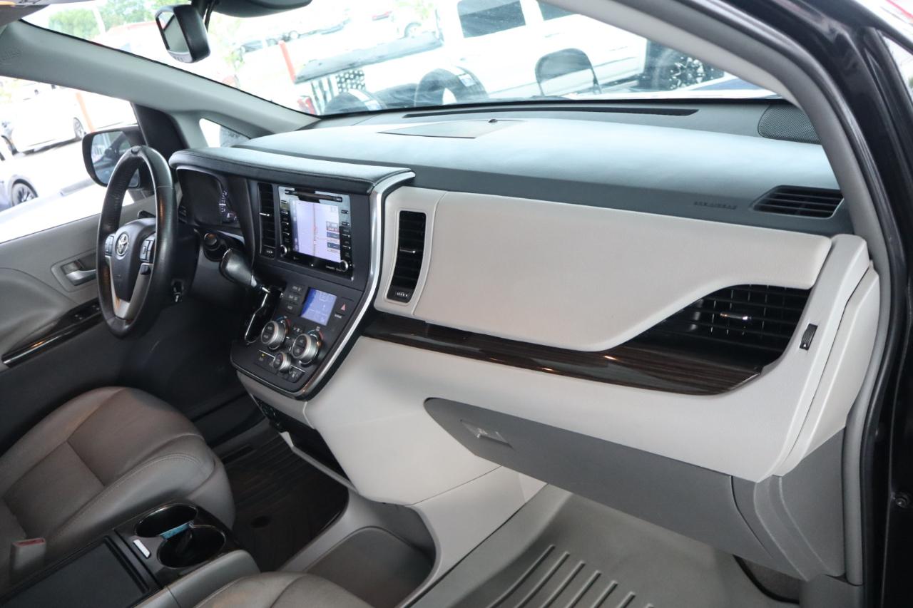 Toyota Sienna Limited Premium AWD 7-Passenger (Natl) 2018