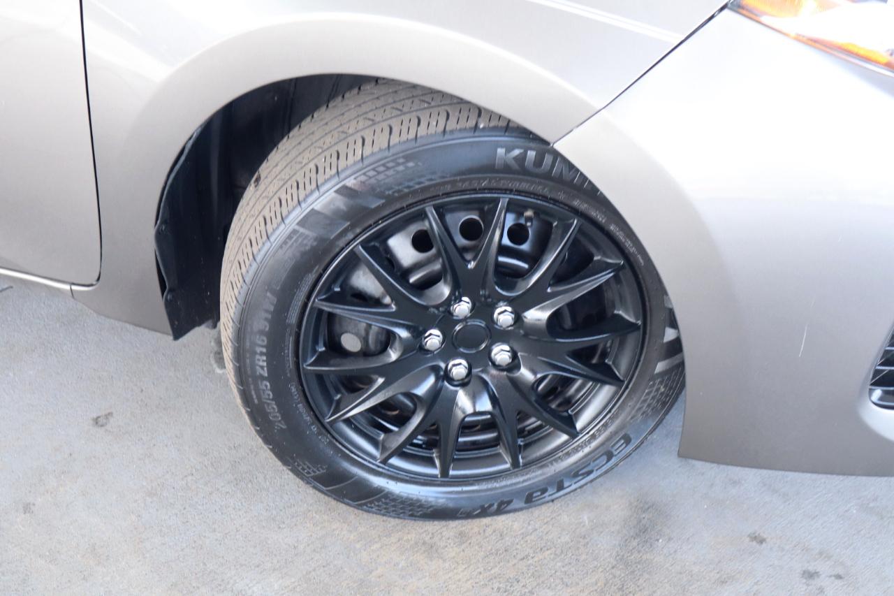 Toyota Corolla XLE CVT (Natl) 2018