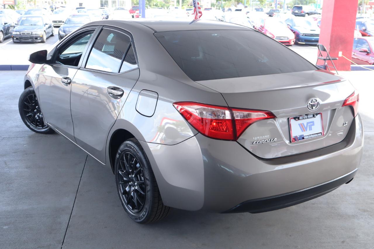 Toyota Corolla XLE CVT (Natl) 2018