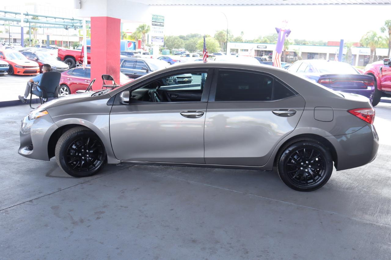 Toyota Corolla XLE CVT (Natl) 2018