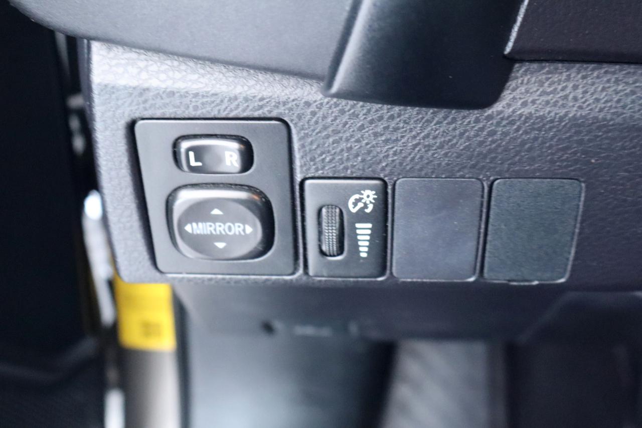 Toyota Corolla XLE CVT (Natl) 2018