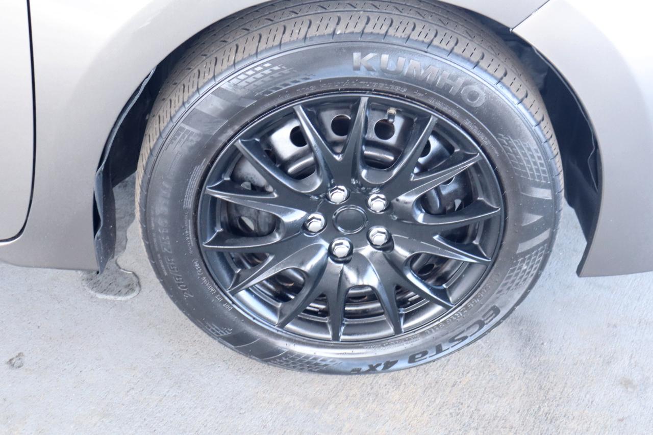 Toyota Corolla XLE CVT (Natl) 2018