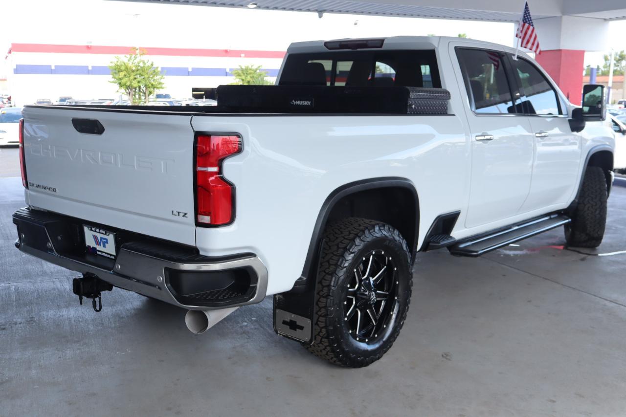 Chevrolet Silverado 3500HD 4WD Crew Cab 159" LTZ 2024