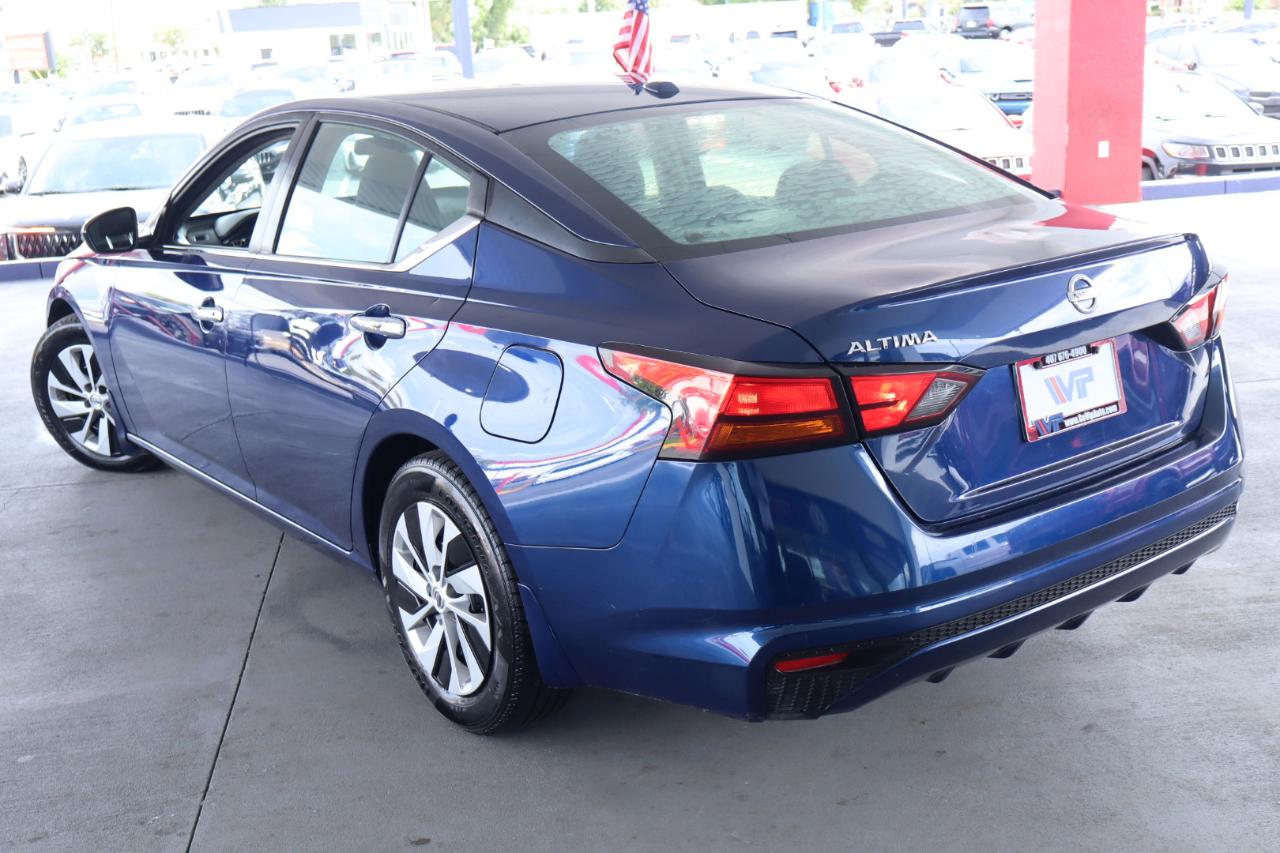 Nissan Altima 2.5 S Sedan 2020