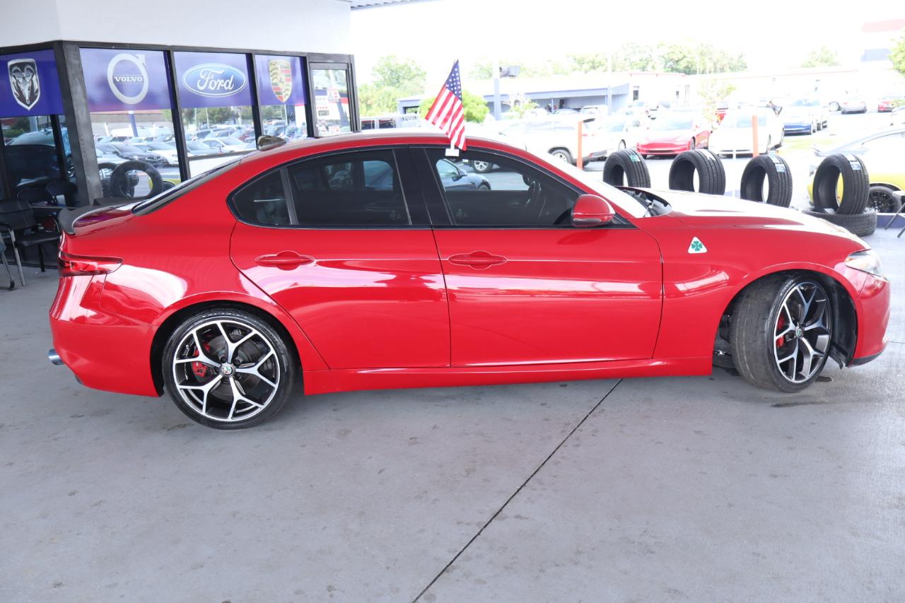 Alfa Romeo Giulia RWD 2017